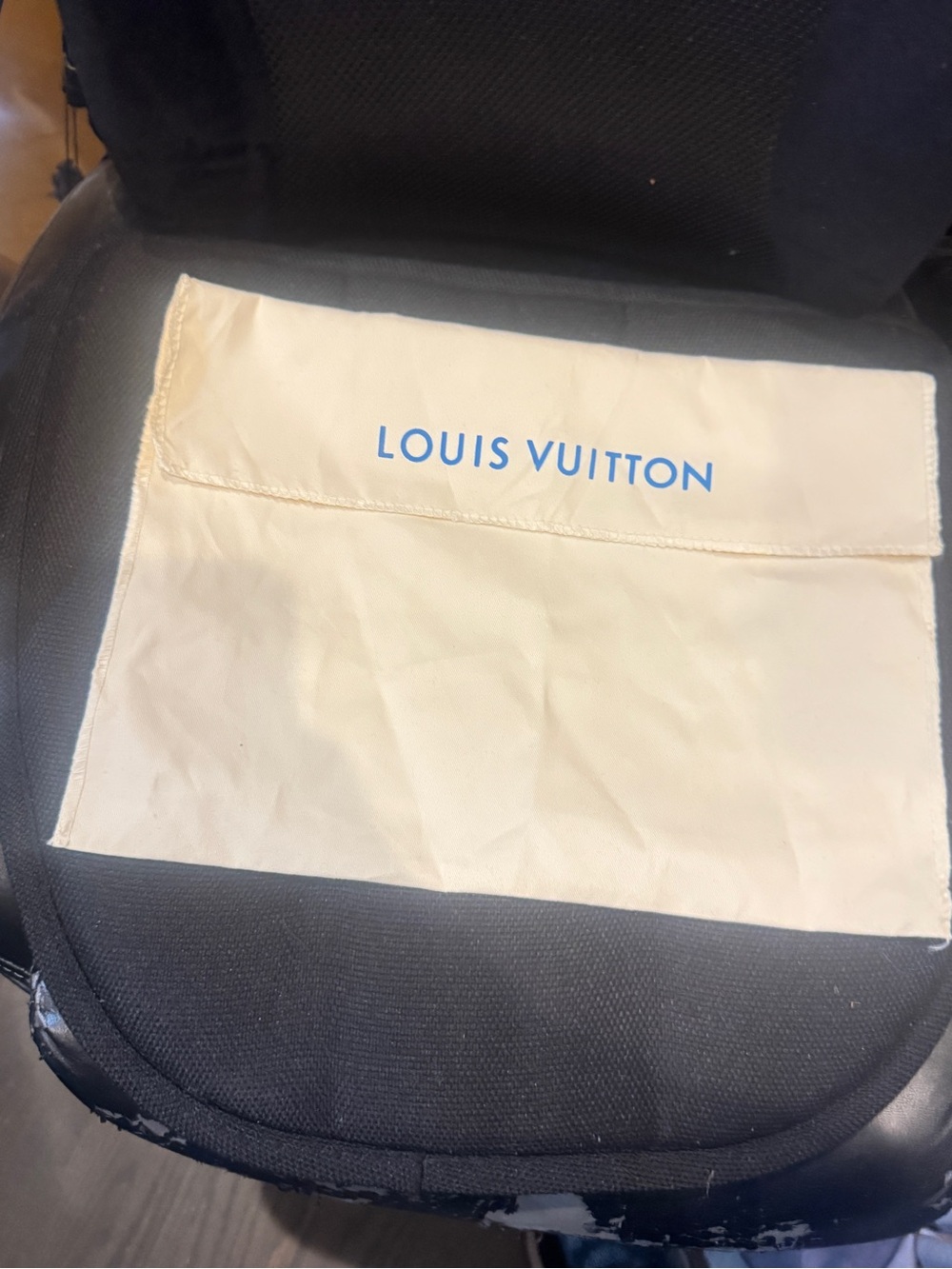 Louis Vuitton Cream Dust Bag with Blue Logo‎ 12x10